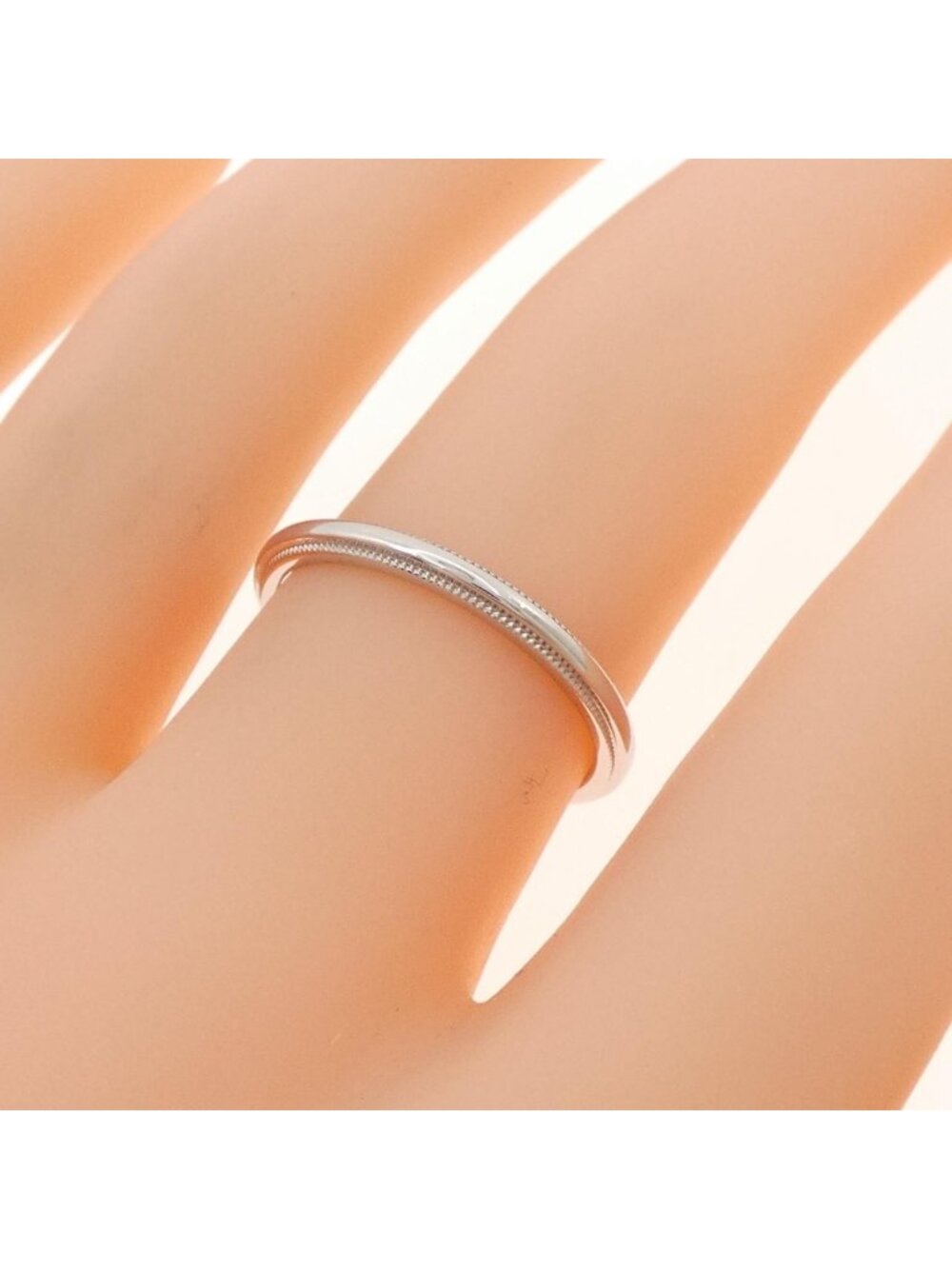 Tiffany & Co Mill Gray Ring - Picture 5 of 6